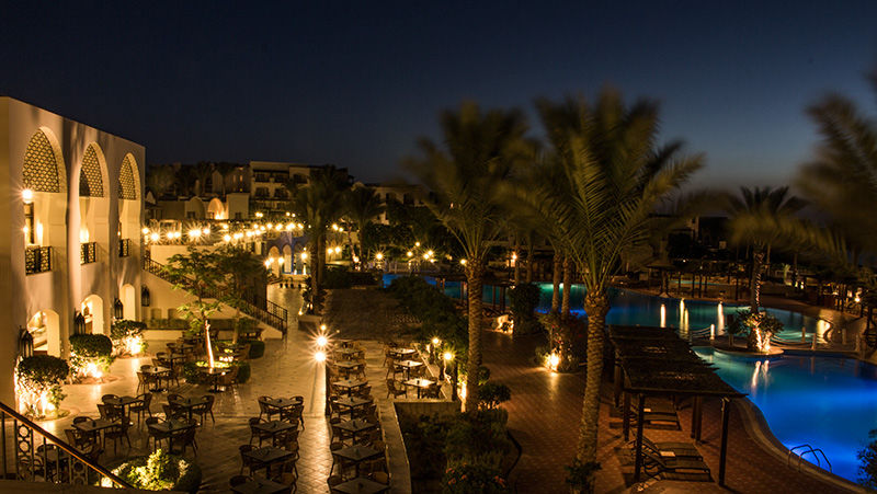 Jaz Belvedere Sharm el-Sheikh Ngoại thất bức ảnh The resort at night