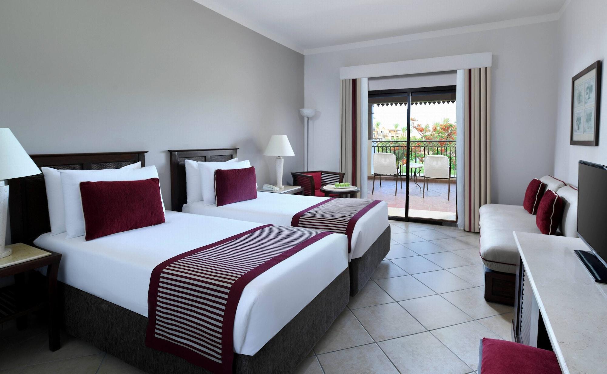 Jaz Belvedere Sharm el-Sheikh Ngoại thất bức ảnh A room at the Hilton Sharm El Sheikh