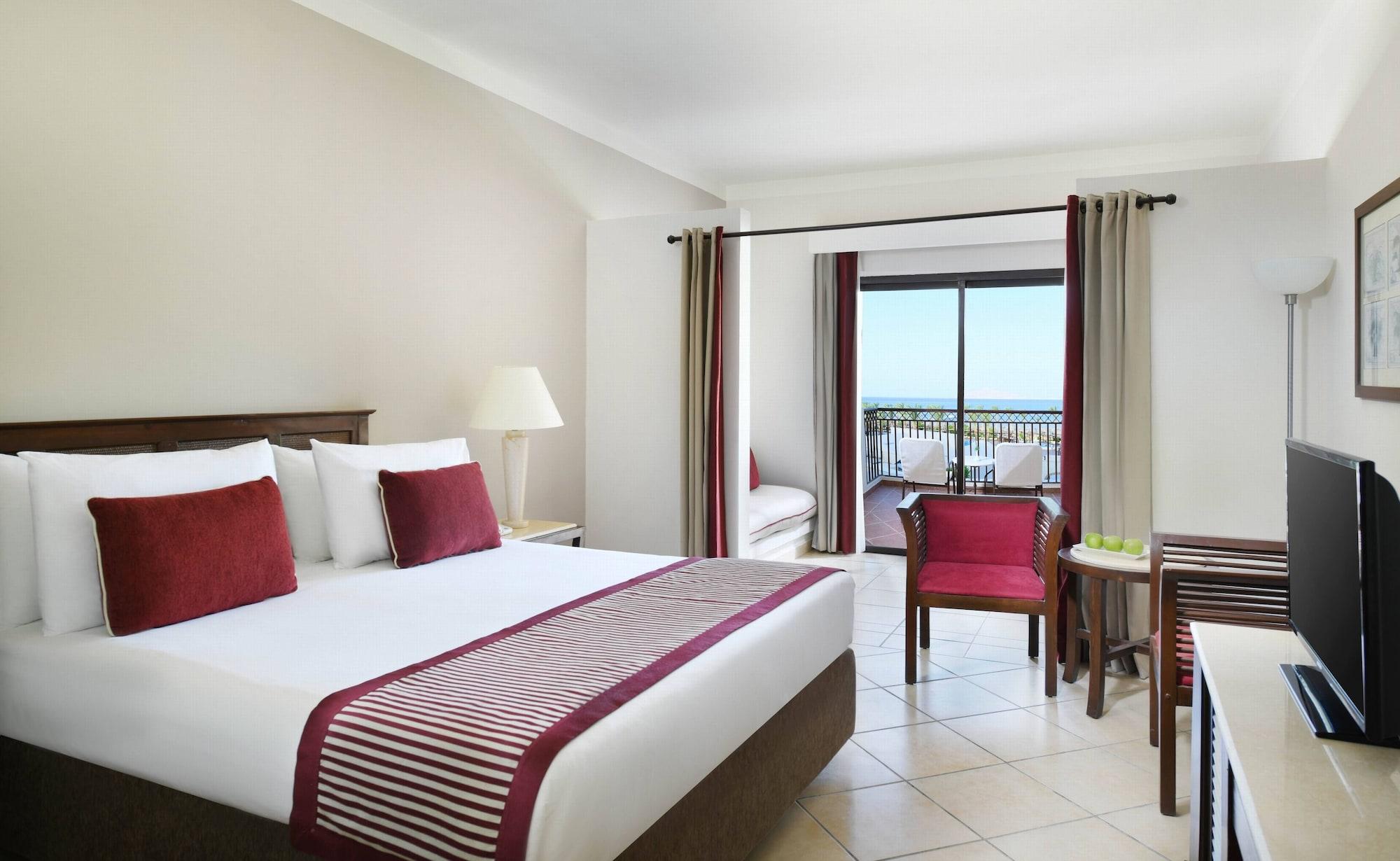 Jaz Belvedere Sharm el-Sheikh Ngoại thất bức ảnh A room at the Hilton Sharm El Sheikh